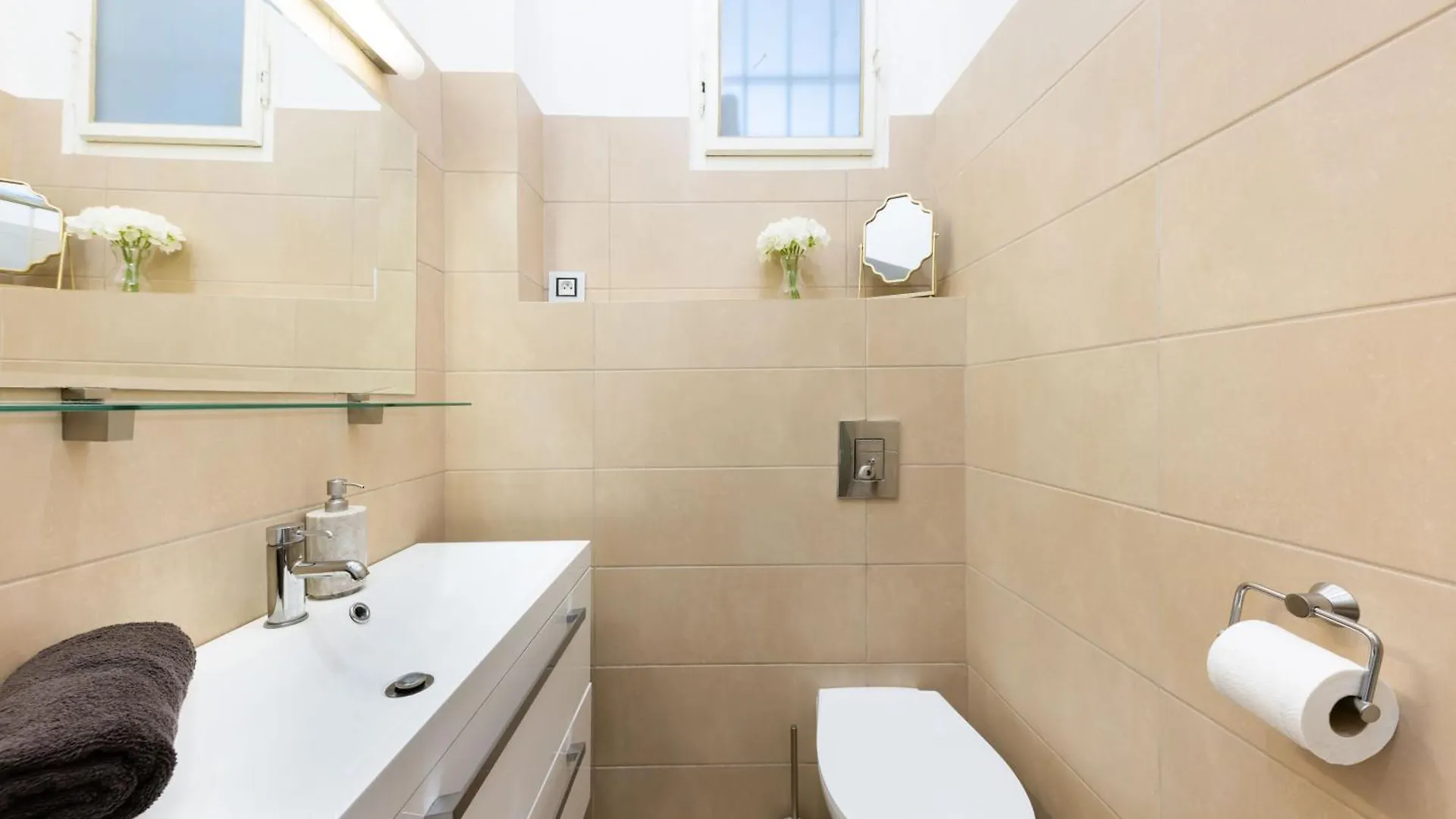 Apartment Manes Praga